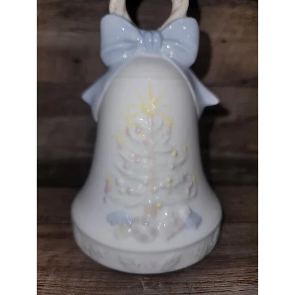 White Porcelain Christmas Musical Bell With Christmas Tree And Blue Bow 6 inch - Picture 3 of 7